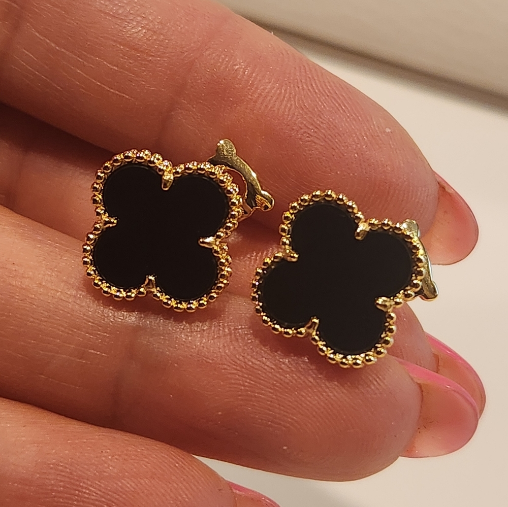Women's Earrings Clover Gold color, Agate Black cassay value, Stainless Steel